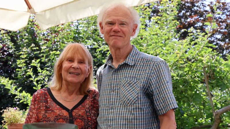 Das Ehepaar Klaus aus Theesen war froh, dass es &uuml;berhaupt wieder zur&uuml;ck nach Bielefeld gekommen war. - &copy; Marco Hilla