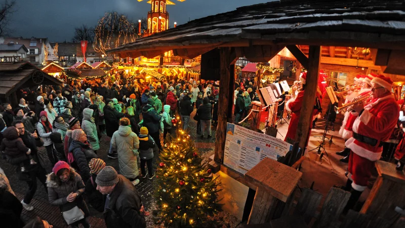 Der Weihnachtsmarkt in Bad Salzuflen gehört zu den großen Anziehungspunkten in der Region. - © Nicole Ellerbrake