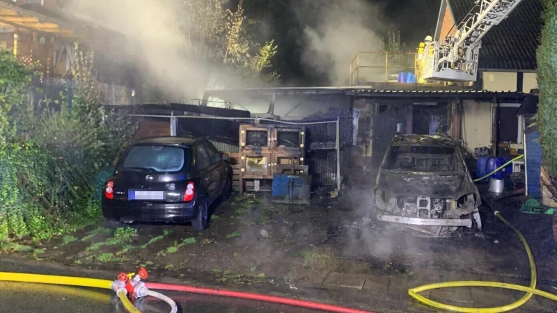 Bei einem Brand in Schwelentrup kamen am Mittwoch zwei Hunde ums Leben. - &copy; Feuerwehr D&ouml;rentrup
