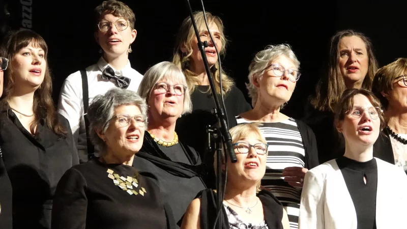 "Don´t stop me now" hatte schon Freddy Mercury 1978 gesungen, JAM fügte die Detmolder Version hinzu. - © Axel Bürger