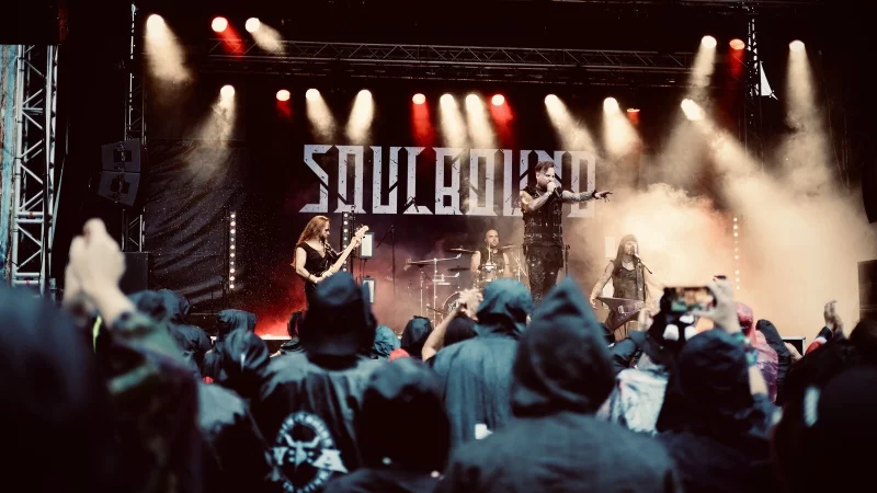 S&auml;nger Johnny mit Band Soulbound auf dem Wacken Open Air. - &copy; Nicola Koster