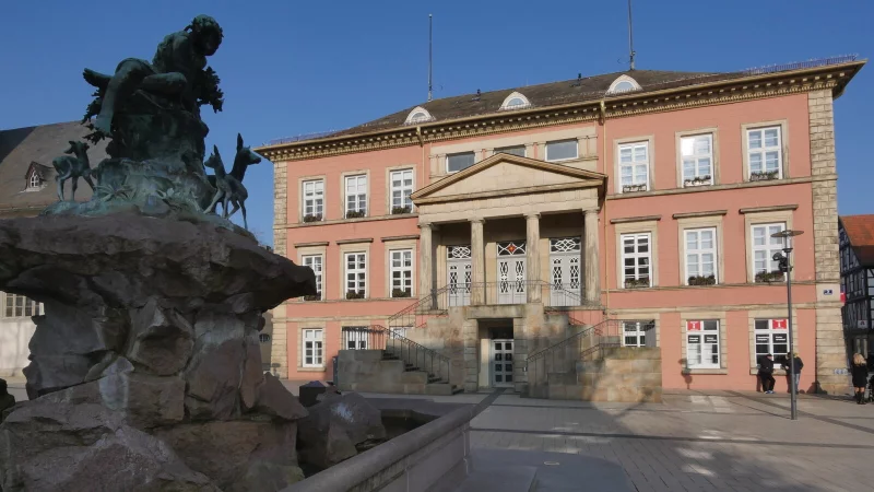 Das Rathaus in Detmold. - © Jost Wolf