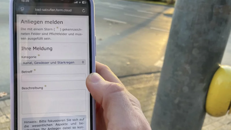 Der Anliegenmelder soll f&uuml;r B&uuml;rgerinnen und B&uuml;rger einen direkten Kanal zur Stadt &ouml;ffnen. - &copy; Sven Kienscherf