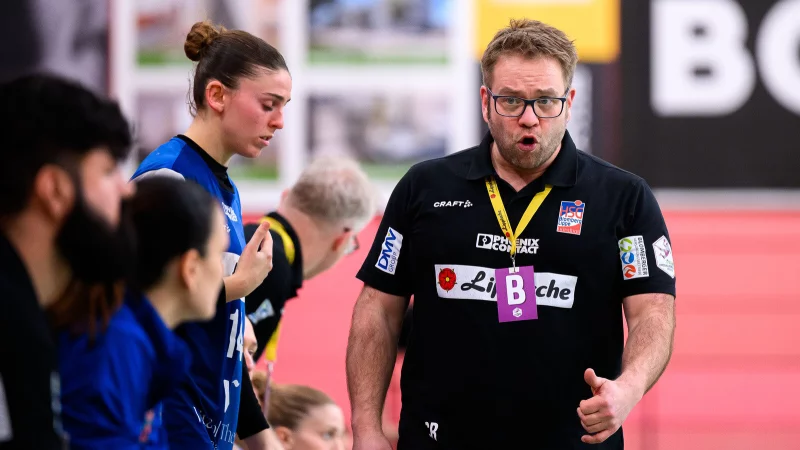 Vertrag verl&auml;ngert: Steffen Birkner, Trainer des Frauenhandball-Bundesligisten HSG Blomberg-Lippe. - &copy; Marco Wolf