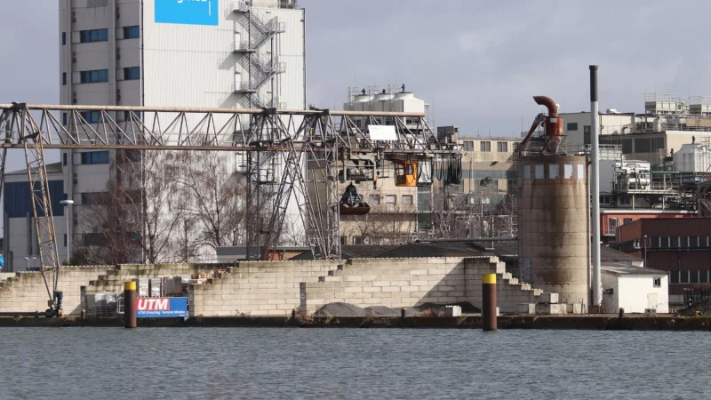 Ende 2023 kam es zum Blitzeinbruch bei Siegfried an der Karlstraße. - © mt