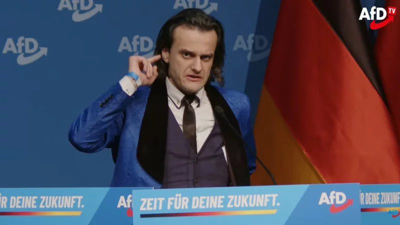 Der Herforder Alexander Eichwald beim Gründungstreffen der AfD-Jugendorganisation in Gießen: Seine Rede im "Hitler-Stil" sorgte für reichlich Aufregung - während und nach der Veranstaltung. - © youtube/AfD TV