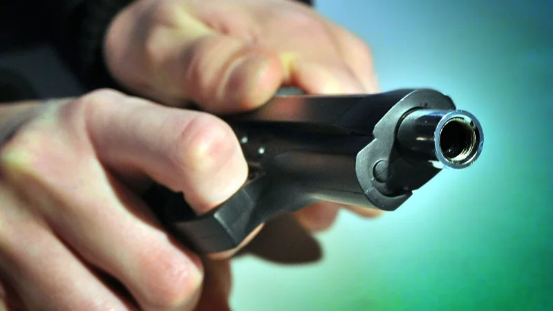 J&auml;ger und Sportsch&uuml;tzen verf&uuml;gen &uuml;ber Waffenbesitzkarten, durch die sie Schusswaffen wie Pistolen oder Gewehre besitzen d&uuml;rfen. - &copy; Symbolfoto: Andreas Fr&uuml;cht