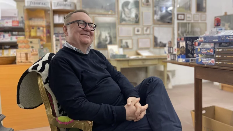 Der Lagener Alfred Westermann hat lange das "Buchhaus am Markt" in Detmold geführt. Nun scheidet er aus den Gremien der IHK aus. - © Silke Buhrmester