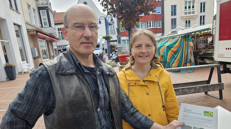 Hanns-Jürgen Hammesfahr und Petra Kuhfus haben einen umfangreichen Antrag auf den Weg gebracht. Bündnis90/Die Grünen möchten, dass es in Lage sauberer wird. Sie haben einige Vorschläge, wie das gelingen könnte. - © Astrid Sewing