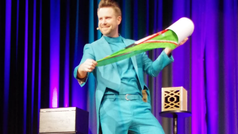 Der Entertainer und Magier Cody Stone tritt in Blomberg auf.?Foto: Ralf Hanebaum - &copy; Ralf Hanebaum