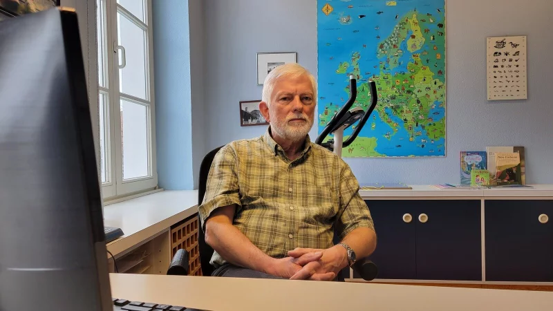 Kinderarzt G&uuml;nter Menge sucht nach einem Nachfolger f&uuml;r seine Praxis in Lemgo. - &copy; Vasco Stemmer/Archivfoto