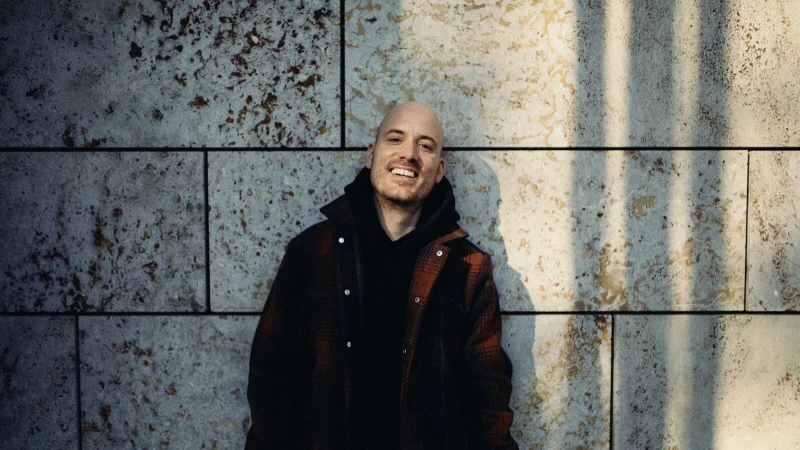 Lars Amend liest und diskutiert in Detmold. - &copy; Melanie Koravitsch