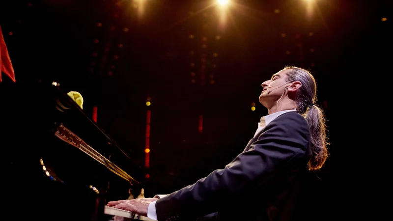 Hagen Rether gastiert am Sonntag, 3. Mai, um 18 Uhr in Horn-Bad Meinberg. - &copy; Klaus Reinelt