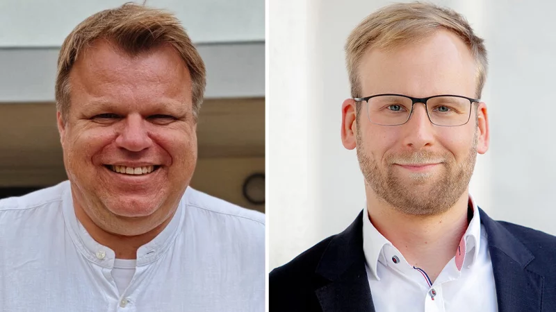 Oliver Humke (SPD, Foto links) und Bürgermeister Borris Ortmeier (CDU) stellen sich den Bürgern bei einer Veranstaltung am Schloss Barntrup vor. - © Fotorechte: Oliver Humke/Archivfoto: Dajana Dopatka