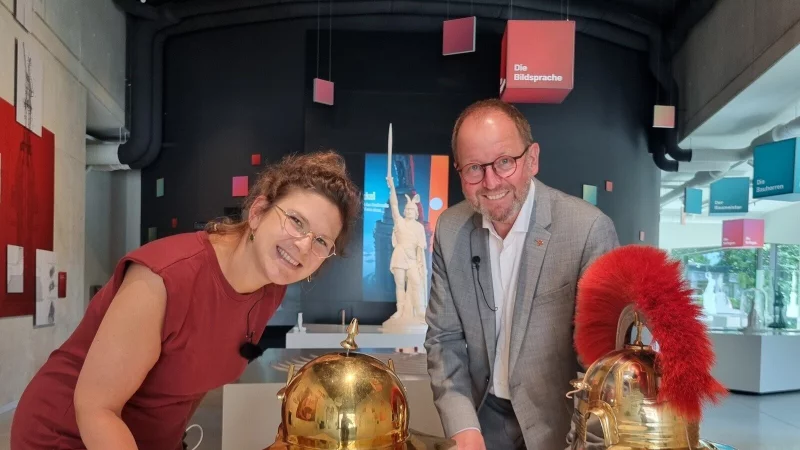 LZ-Redakteurin Yvonne Glandien trifft Landesverbandsvorsteher Jörg Düning-Gast im Hermanneum. - © Kirsten Fuhrmann