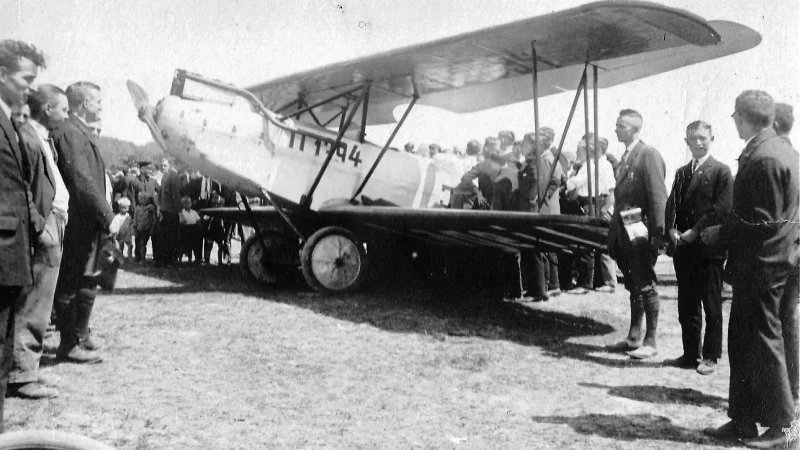 Anl&auml;sslich einer Landung in Lage im Jahr 1929 konnte die D-1394 abgelichtet werden. - &copy; Sammlung Konrad Soppa