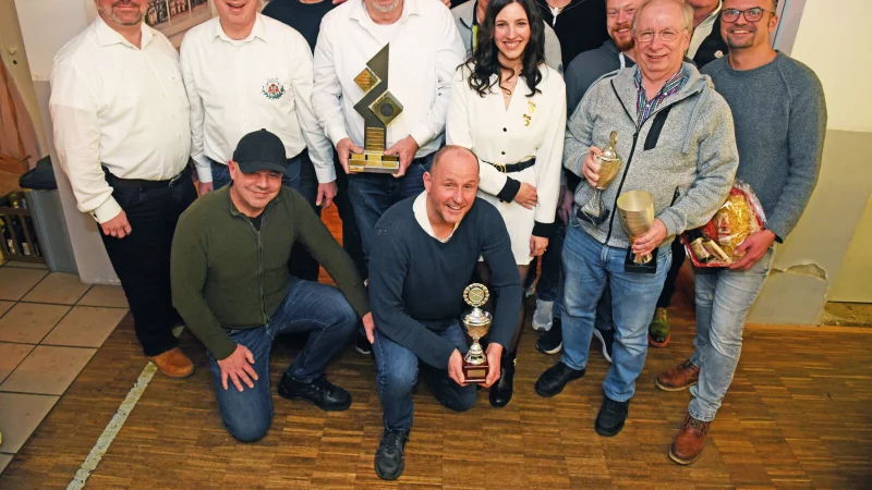 Sch&uuml;tzen treffen sich zum Anschie&szlig;en in Lemgo. Es gab einige Gewinner. - &copy; Nicole Ellerbrake