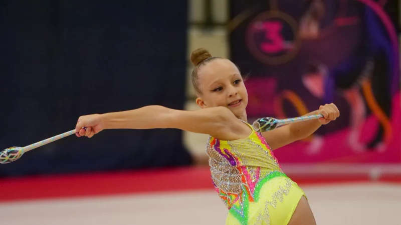 Veronika Ilchenko vom BTW B&uuml;nde bei einer Keulen-&Uuml;bung. - &copy; J&ouml;rg Hagemann