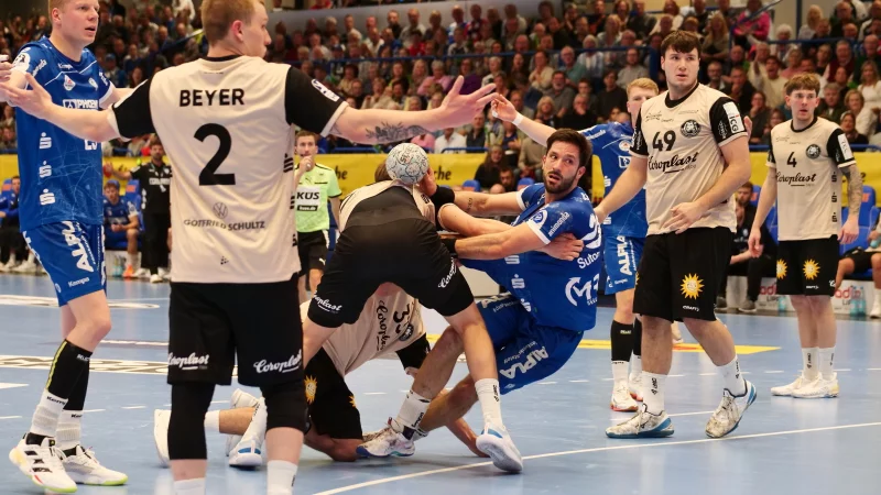 TBV Lemgo Lippe vs. Bergischer HC - &copy; Paul Cohen