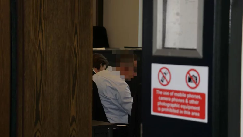 Ein 52-j&auml;hriger Arzt ist nach einem langwierigen Verfahren vor dem Amtsgericht Detmold wegen fahrl&auml;ssiger T&ouml;tung verurteilt worden. Der Mediziner hatte im Dezember 2019 als Honorararzt im Klinikum Lippe gearbeitet. - &copy; Janet K&ouml;nig