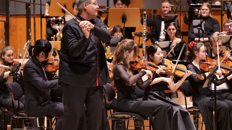 Immer ein besonderer Anlass: Das Neujahrskonzert unter Leitung von Florian Ludwig. - &copy; Thorsten Krienke