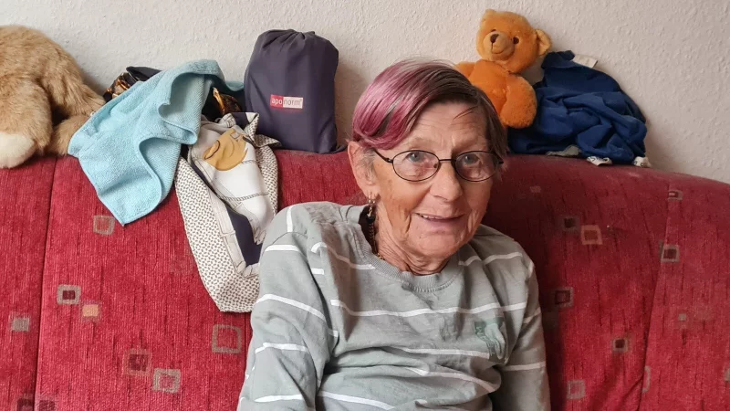 "Mit Politik habe ich nichts am Hut", da ist sich Ursula Ruppelt ganz sicher. Trotzdem ist sie auf der Wahlliste für die AfD gelandet und vertritt die Partei nun im Wahlbezirk 10, also Herrentrup. - © Marianne Schwarzer