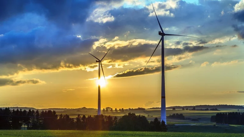 Die Stadt wird k&uuml;nftig an den Ertr&auml;gen der Windkraftanlagen finanziell beteiligt. - &copy; Symbolbild: Pixabay