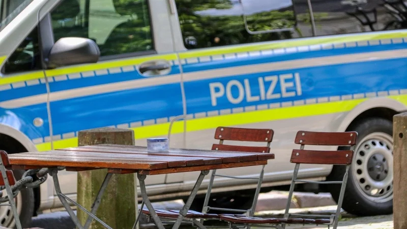 Die Polizei sucht drei Schl&auml;ger. - &copy; Symbolbild: Pixabay