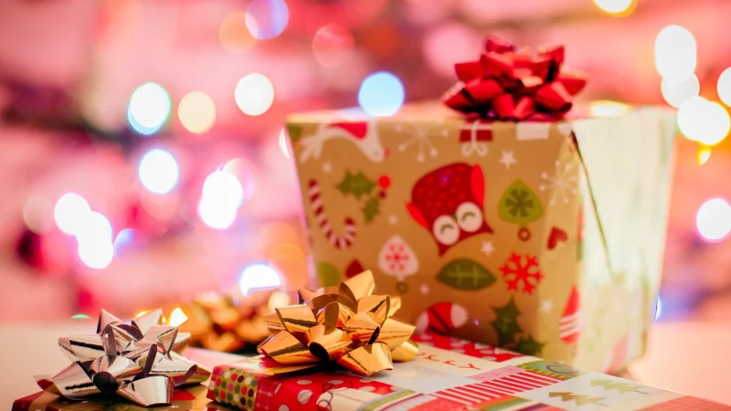 Alle Jahre wieder der gleiche Stress: Kurz vor Weihnachten fehlen noch einige Geschenke. Und jetzt? - &copy; Pixabay