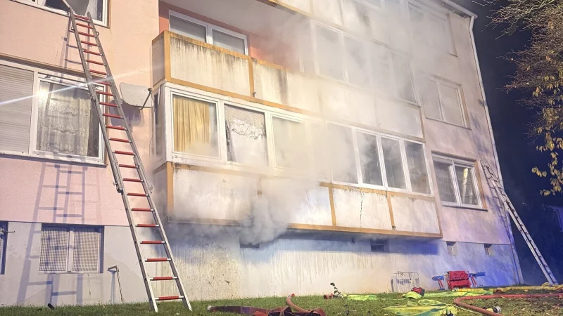 Die Feuerwehr hat bei einem Einsatz in Herberhausen 31 Menschen gerettet. - © Christopher Rieks/Feuerwehr Detmold