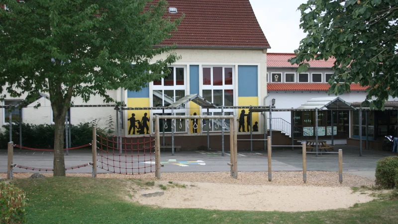 An der Grundschule in Heiden gibt es zu wenige Randstundenpl&auml;tze, finden einige Eltern und wenden sich an die Verwaltung. - &copy; Archivfoto: Sandra Castrup