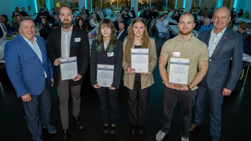 Teilnehmer der Deutschen Meisterschaft im Handwerk werden für ihre herausragenden Leistungen geehrt. - © Thomas F. Starke