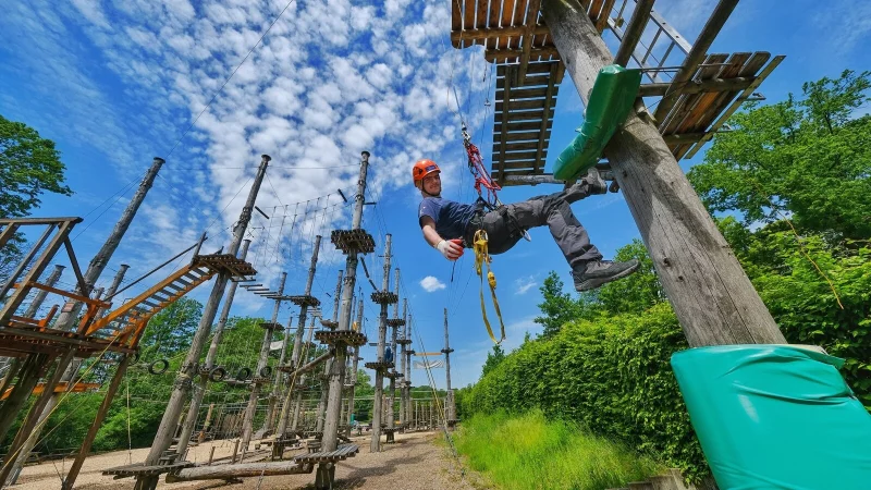 Der Kletterpark Bielefeld am Johannisberg hat zehn Höhen- und vier Übungsparcours. - © Andreas Zobe