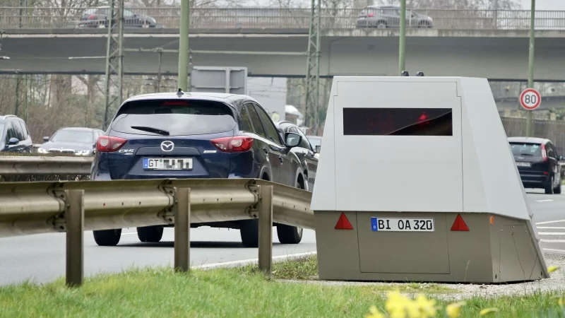 Aktuell gilt am Johannistal noch rund um die Uhr Tempo 80. Schon in wenigen Tagen ist das zumindest nachts zu schnell. - &copy; Peter Unger