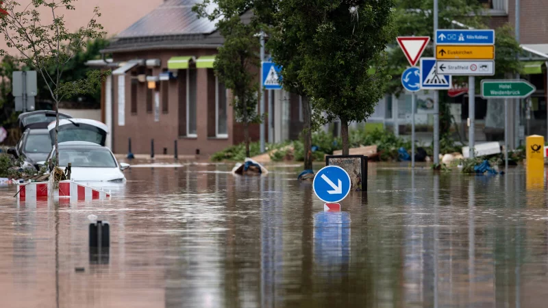 Das Hochwasser hatte im Sommer 2021 in NRW zu schwersten Verwüstungen geführt - 49 Menschen starben. - © dpa