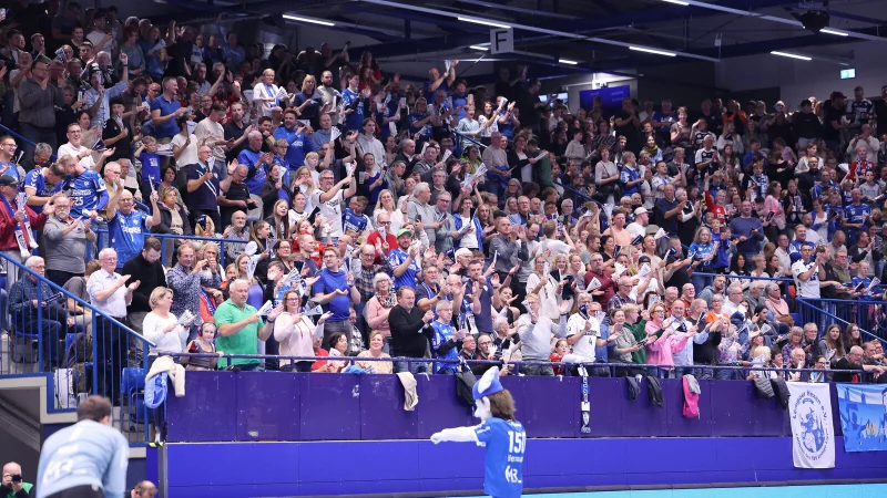 Der TBV Lemgo Lippe im Spiel gegen die Rhein-Neckar Löwen. - © Paul Cohen