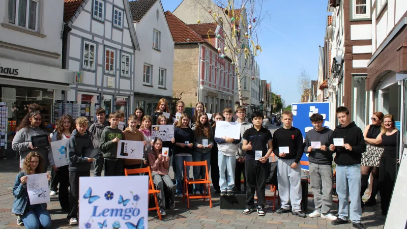 Die Schüler der Karla-Raveh-Gesamtschule lassen ihrer Kreativität im „Werkraum Innenstadt“ in der Mittelstraße freien Lauf. - © Kyrill von Matuschka