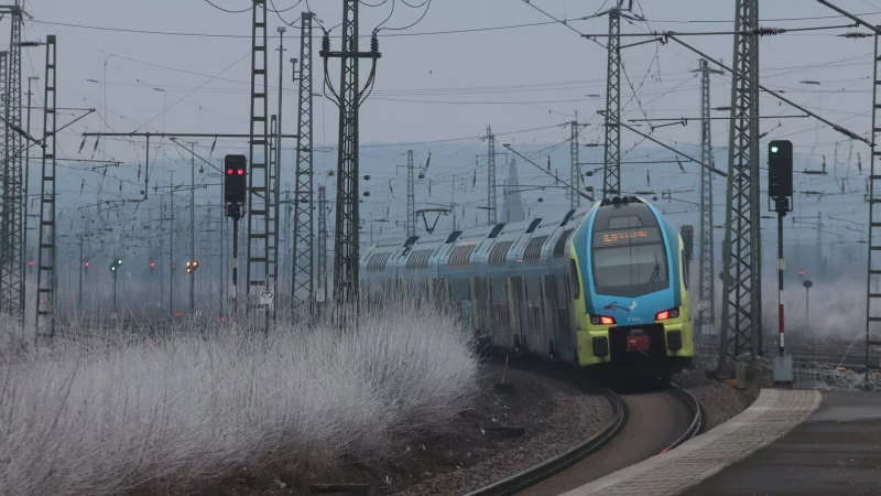Zug- und Bahnfahren in OWL wird ab dem 1. August teurer. - &copy; Ulf Hanke