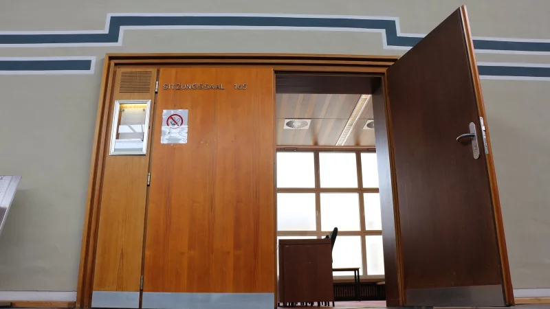 Das Urteil im Fall um eine get&ouml;tete Salzuflerin (20) vor dem Landgericht Detmold f&auml;llt nun doch erst sp&auml;ter. - &copy; Janet K&ouml;nig