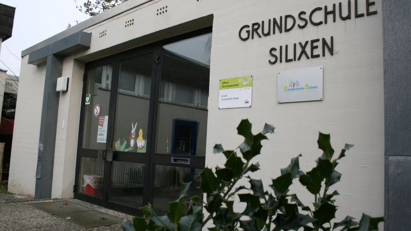 Die Grundschule Silixen hat eine neue, umweltfreundlichere Heizung bekommen. - © Sylvia Frevert/Archivfoto