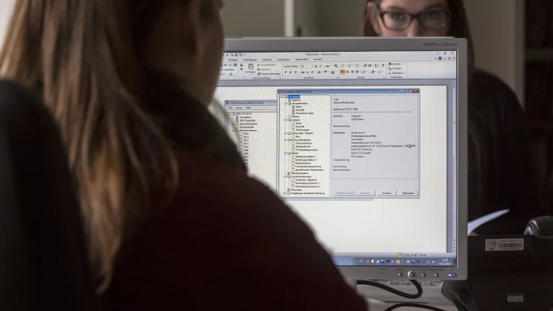 Im Zuge von Ermittlungen haben Beamte es oft mit großen Datenmengen zutun. - © picture alliance / photothek