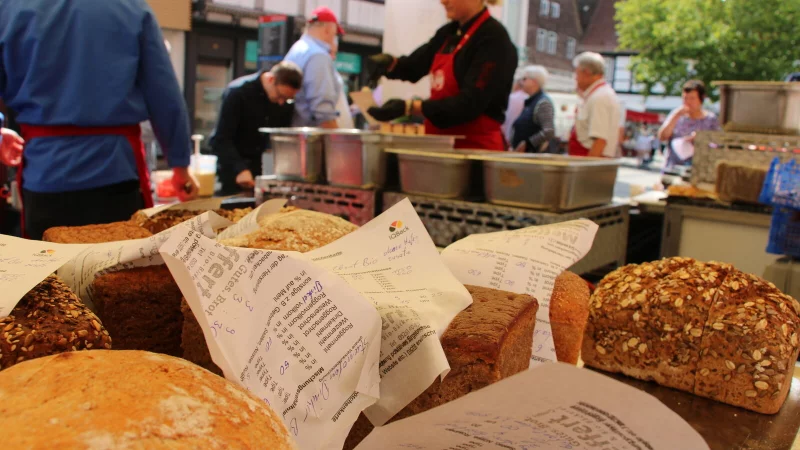 Rund 250 Brote m&uuml;ssen dieses Jahr getestet werden - das geht nicht an einem Tag. - &copy; Janet K&ouml;nig