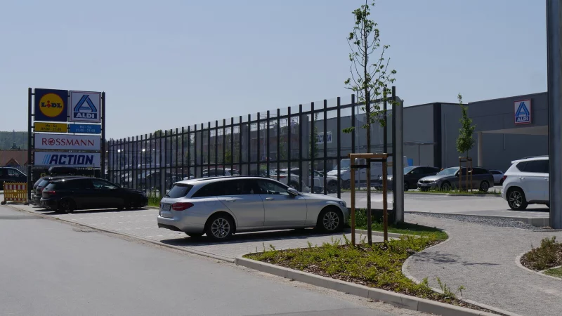 Die Verkehrslage wegen des Fachmarktzentrums sorgt bei den Anwohnern f&uuml;r Unmut. - &copy; Archivfoto: Jost Wolf