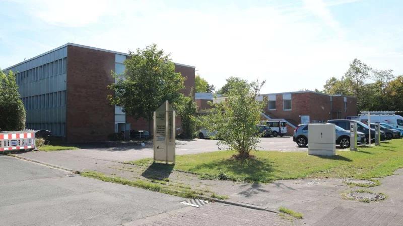 Der Christliche Schulverein Paderborn will das Martin-Luther-Gemeindezentrum an der Klingenderstra&szlig;e kaufen und dort eine Bekenntnisschule er&ouml;ffnen. - &copy; Marc Schr&ouml;der