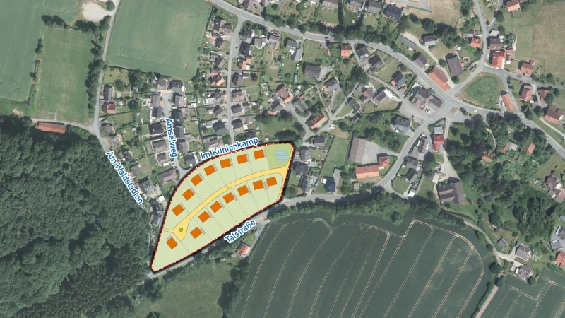 Baugebiet in Westorf: An der Talstraße sollten 15 Grundstücke entstehen. Passiert ist seit Jahren nichts. - © Foto: Land NRW (2019)/Grafik: Oliver Wendtland