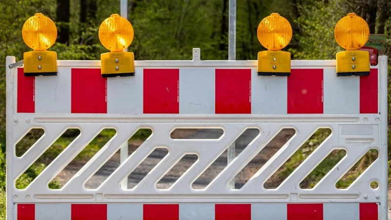 Die Sanierung der Bushaltestelle am Ostring startet. - &copy; Symbolbild: Pixabay