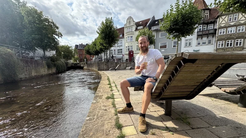F&uuml;r Jan-Pierre Koch ist der Platz an der Salze seine Lieblingsecke in Bad Salzuflen. - &copy; Sven Kienscherf