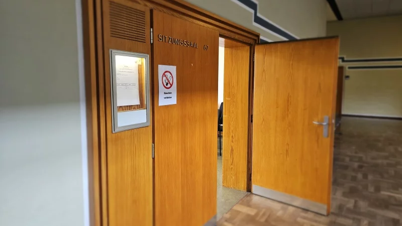 Ein 28-Jähriger aus Blomberg soll den kleinen Sohn (12) seiner Partnerin schwer missbraucht und misshandelt haben. - © Janet König