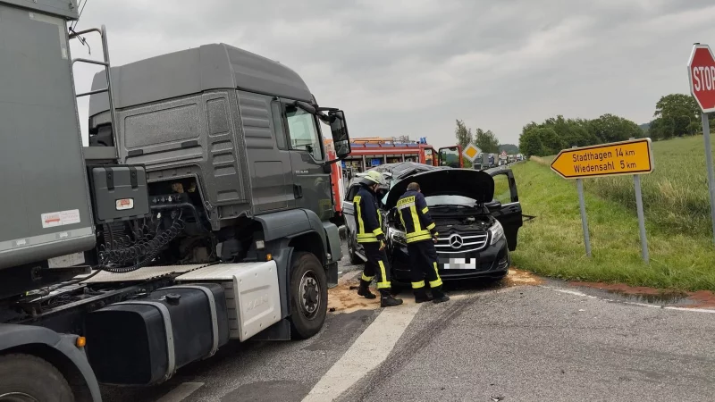 Auf der L770 kam es zu einem schweren Zusammenstoß. - © Oliver Plöger