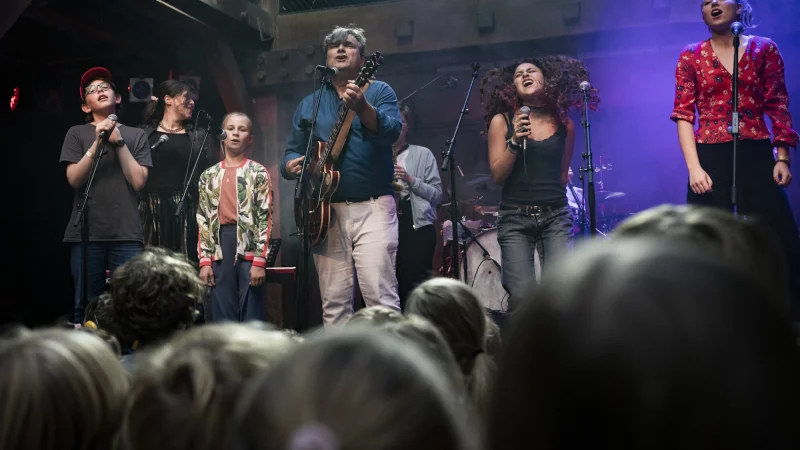 "Unter meinem Bett" treten bei der Wortspielerei in der Stadthalle auf. - © rw-system